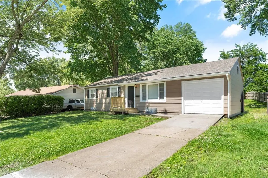 9714 Donnelly Avenue, Kansas City, MO 64134 - #1