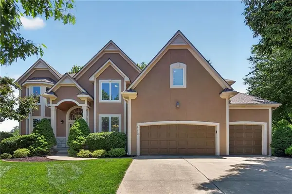 17413 W 84 Street, Lenexa, KS 66219