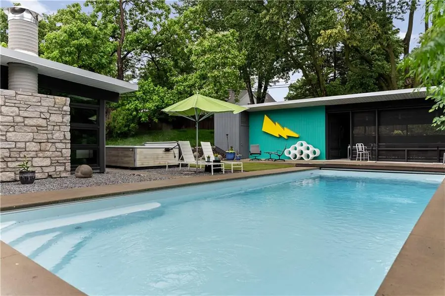 9805 Aberdeen Drive, Overland Park, KS 66206 - #3