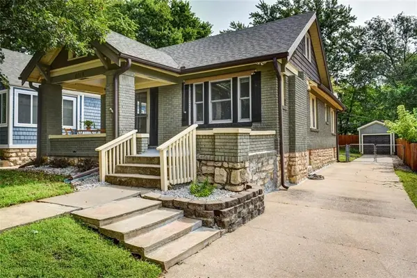 6019 Holmes Street, Kansas City, MO 64110