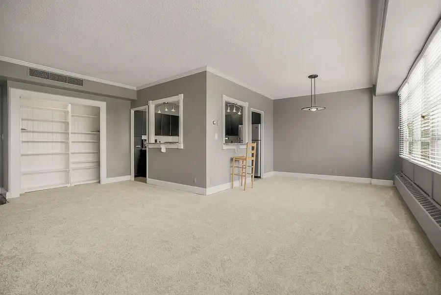 333 W Meyer Boulevard #615, Kansas City, MO 64113 - #3