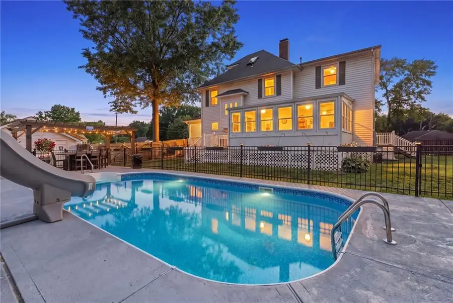 601 NE Douglas Street, Lees Summit, MO 64063 - #2