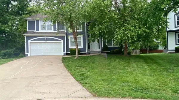 11734 Cody Street, Overland Park, KS 66210