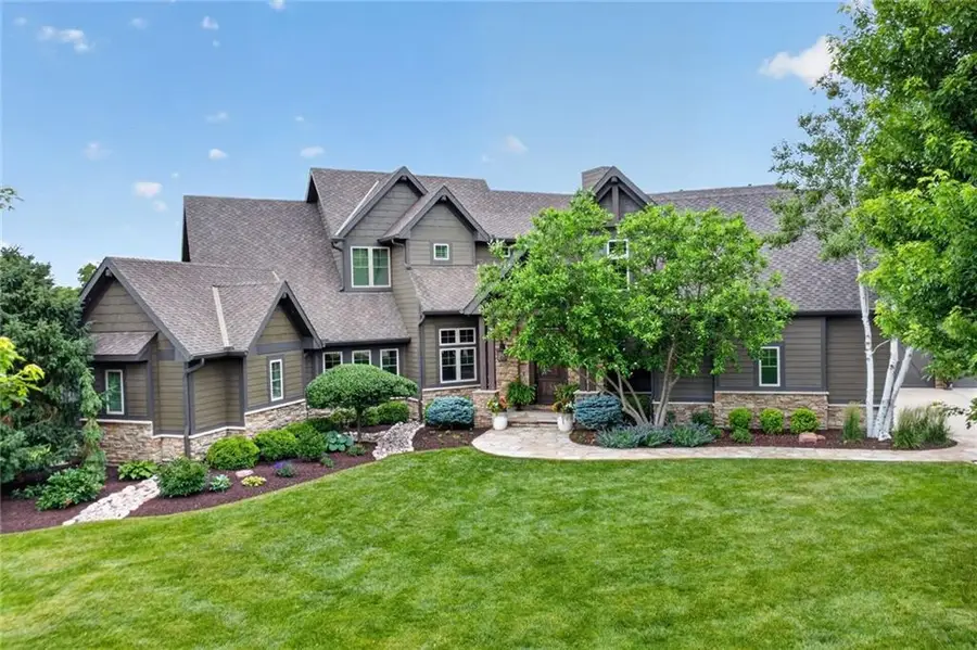 7975 NW Breckenridge Drive, Kickapoo, MO 64152 - #2