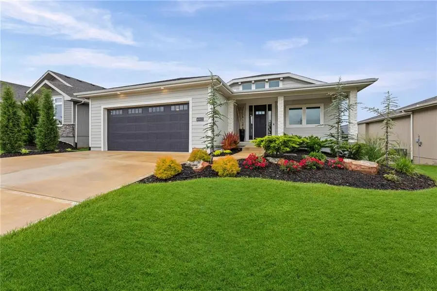 4002 W 158th Terrace, Overland Park, KS 66224 - #3