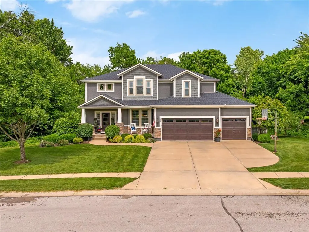 304 Shoreline Drive, Louisburg, KS 66053 - #1