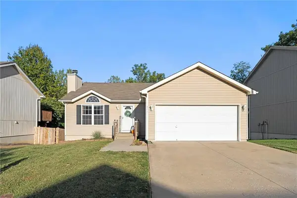 411 N Queen Ridge Avenue, Independence, MO 64056