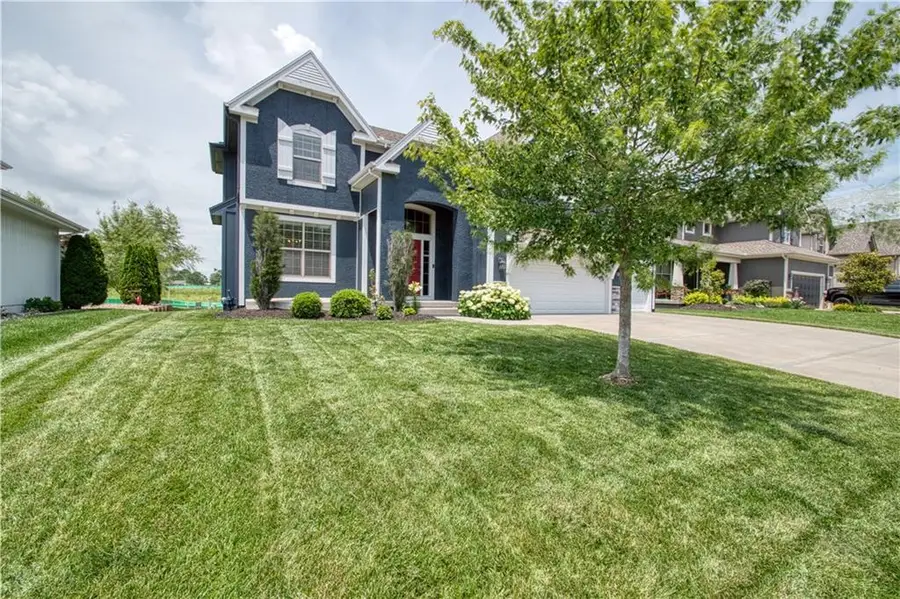 16616 S Lind Road, Olathe, KS 66062 - #3