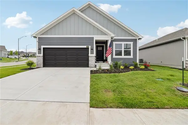 6900 NE 70th Street, Kansas City, MO 64119
