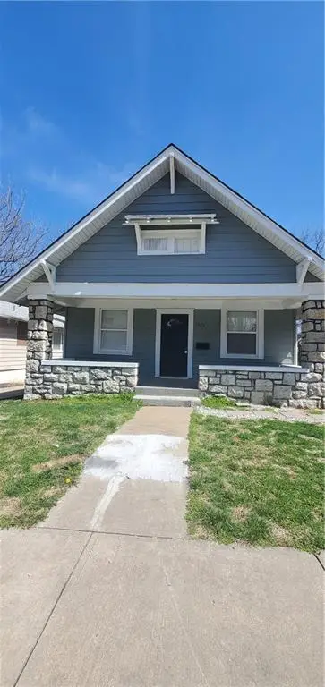 3915 Norton Avenue, Kansas City, MO 64130