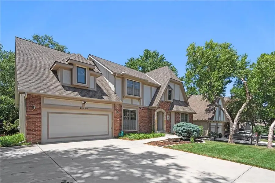 12228 Connell Drive, Overland Park, KS 66213 - #2