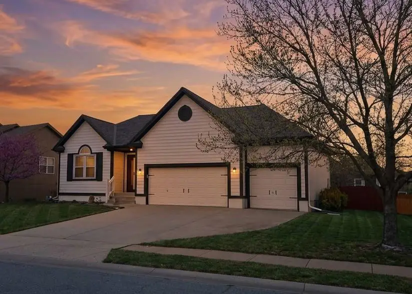 150 Cherry Hills Circle, Gardner, KS 66030 - #3