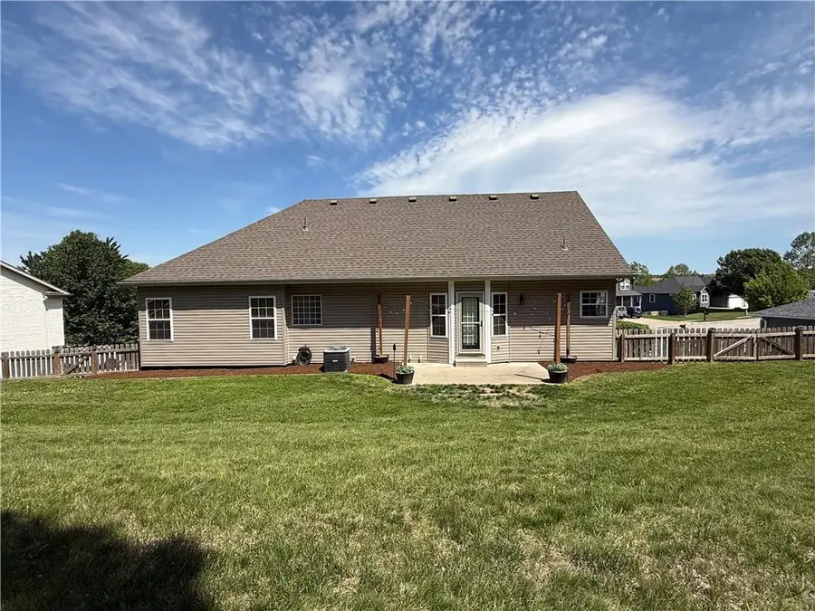 27175 Webster Court, Weston, MO 64098 - #3