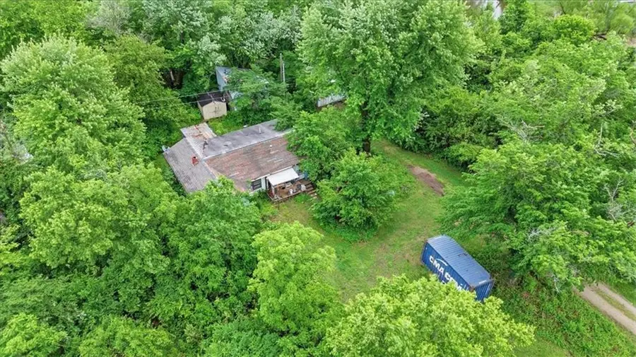 15058 166th Street, Bonner Springs, KS 66012 - #3