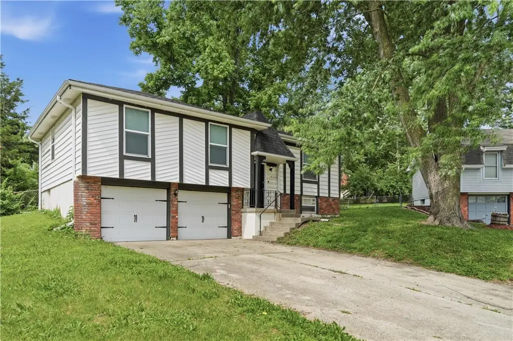 10408 Smalley Court, Kansas City, MO 64134 - #1