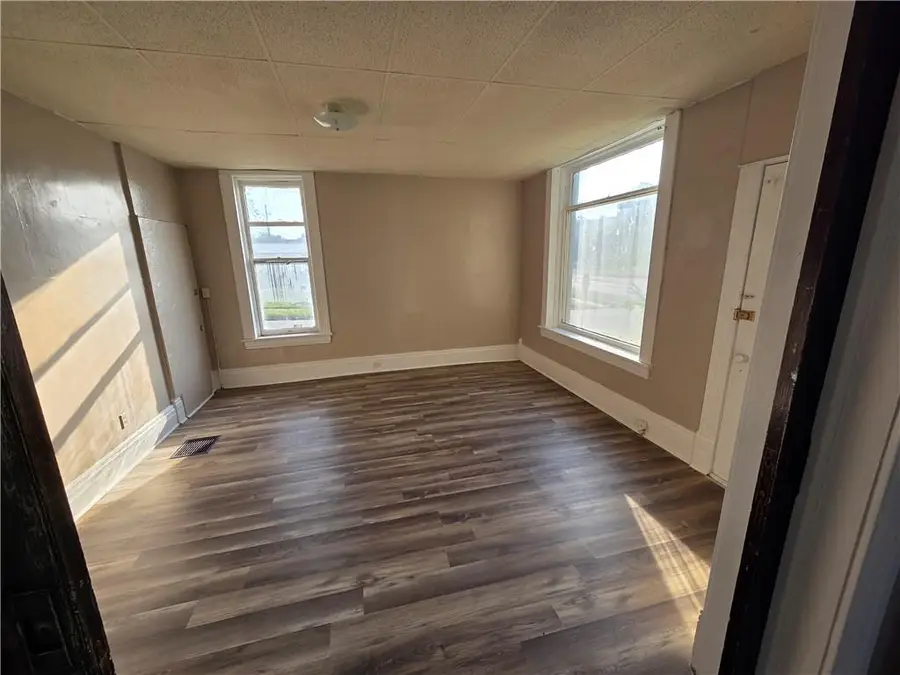 1325 Mitchell Avenue, Saint Joseph, MO 64503 - #2