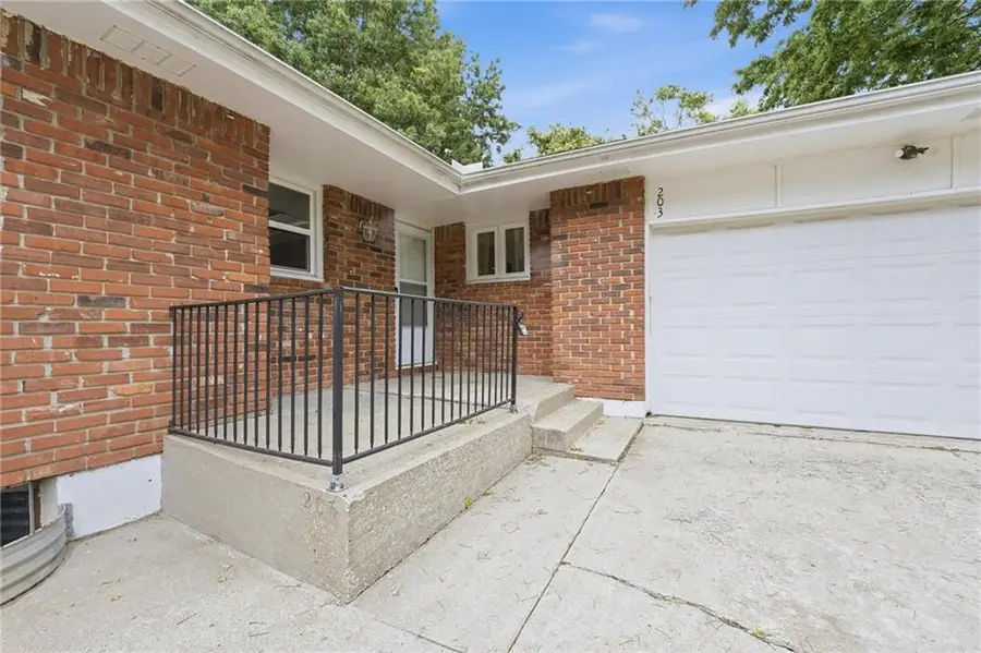 203 N Murphy Drive, Raymore, MO 64083 - #2