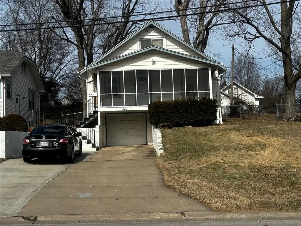 522 E Walnut Street, Independence, MO 64050 - #1