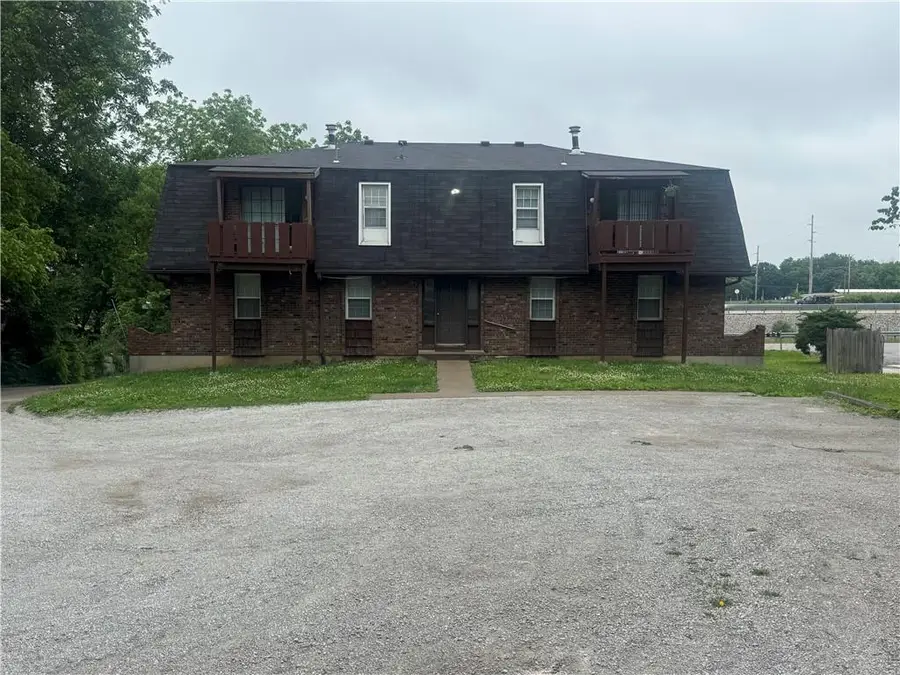 7008-7010 N Church Road, Liberty, MO 64068 - #2