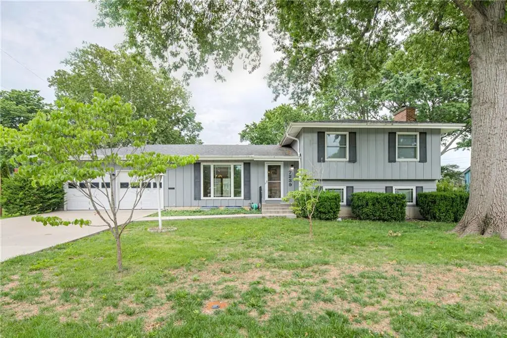 7239 Lowell Drive, Overland Park, KS 66204 - #1