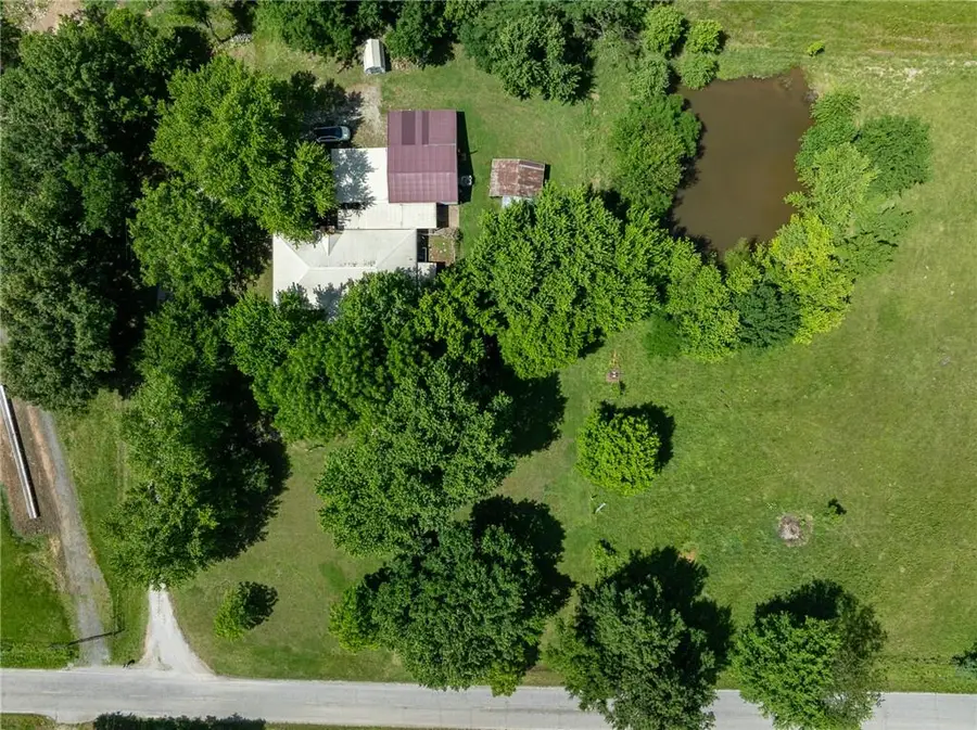 3315 Lostine Road, Columbus, KS 66725 - #3
