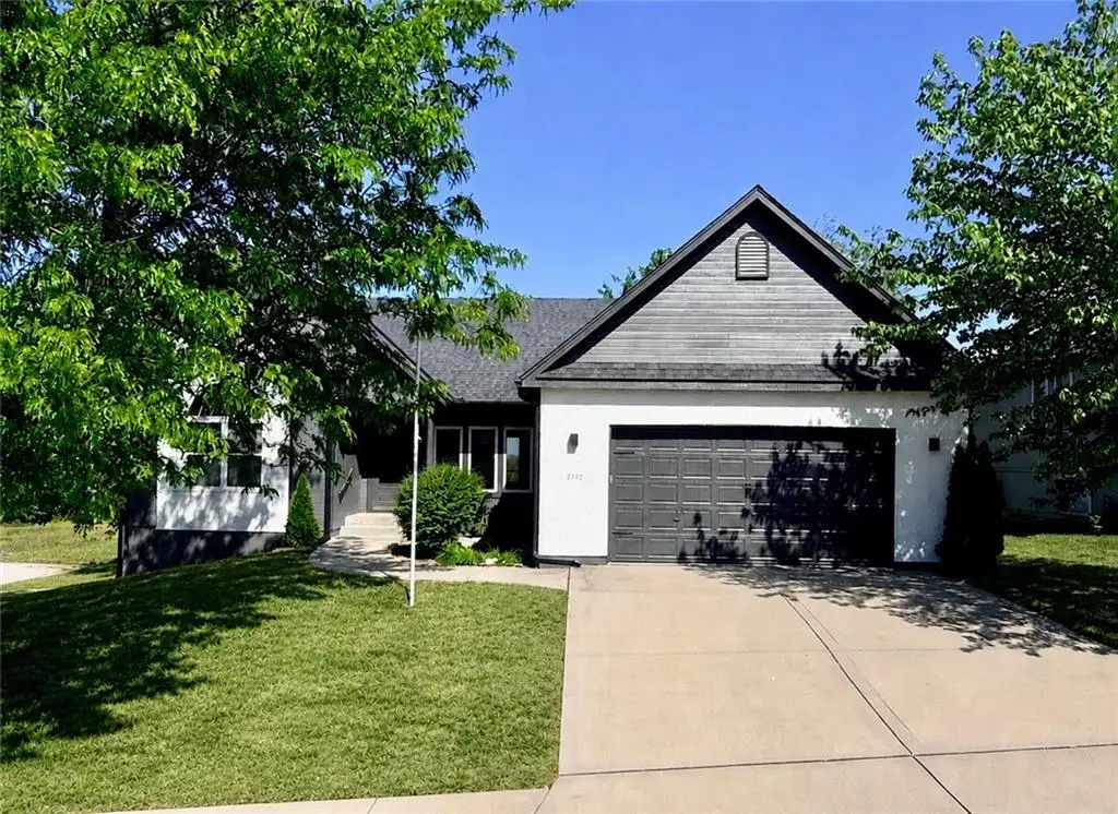 2312 NE 24th Street, Blue Springs, MO 64029 - #1