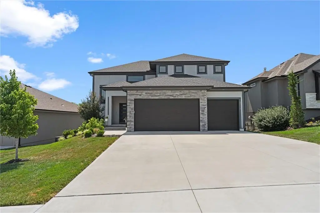 22615 W 87th Terrace, Lenexa, KS 66227 - #1
