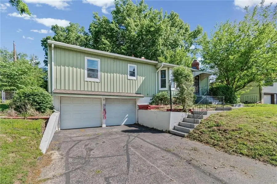 4906 NE 35th Street, Kansas City, MO 64117 - #2