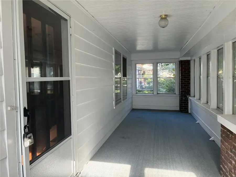221 W Kansas Street, Liberty, MO 64068 - #3