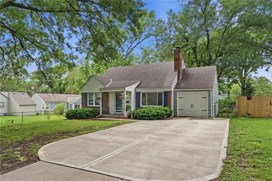 5440 Birch Street, Roeland Park, KS 66205 - #2
