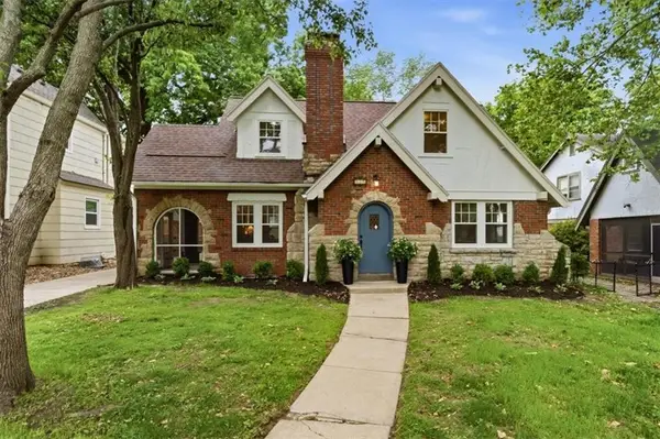 239 E 73rd Terrace, Kansas City, MO 64114