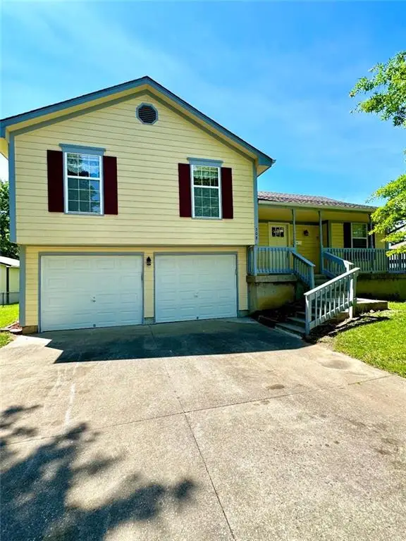 508 Quail Creek Drive, Odessa, MO 64076 - #1