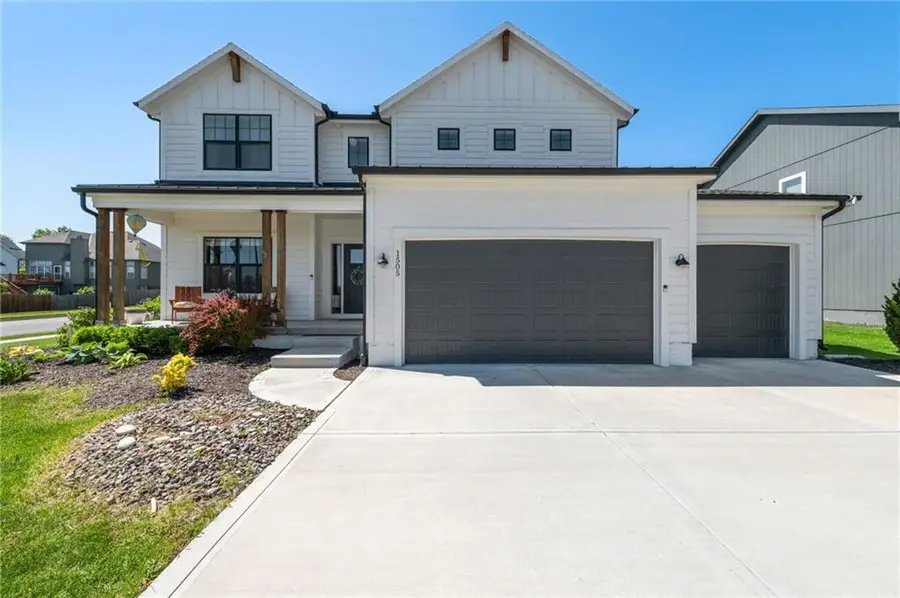 1505 SW Georgetown Drive, Lees Summit, MO 64082 - #2
