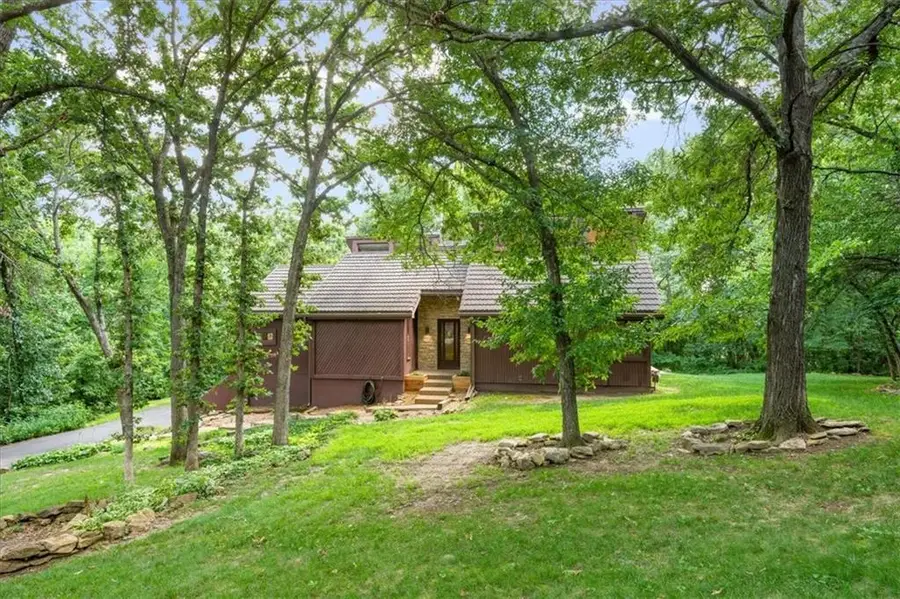 21101 Bittersweet Drive, Lenexa, KS 66220 - #2