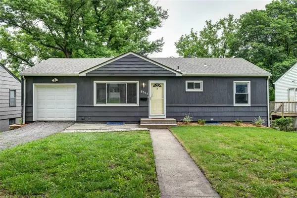 8357 Locust Street, Kansas City, MO 64131