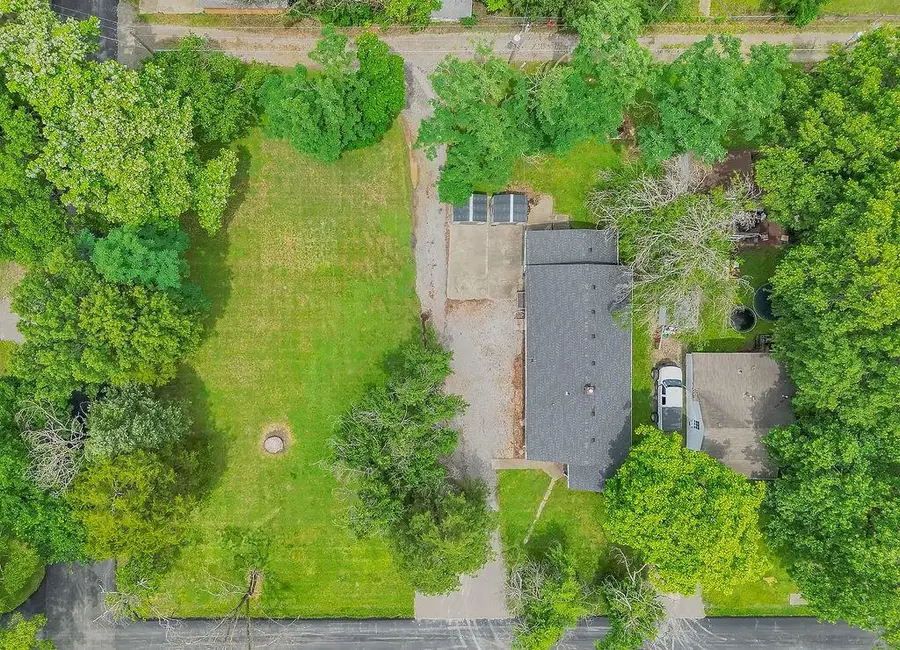 1205 E 6th Street, Pittsburg, KS 66762 - #2