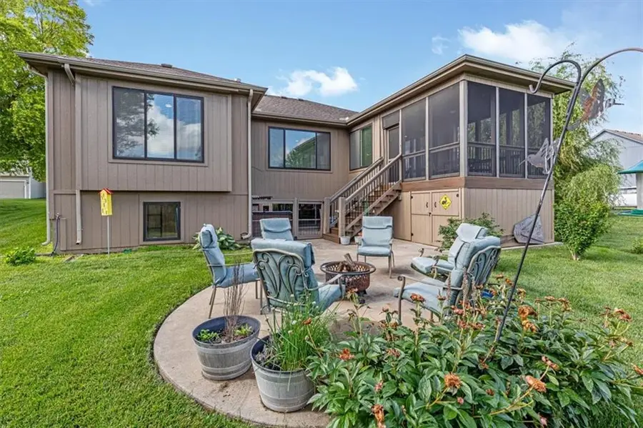 1300 N 4th St East Street, Louisburg, KS 66053 - #2