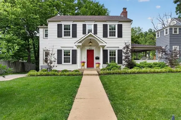 422 E 55th Street, Kansas City, MO 64110