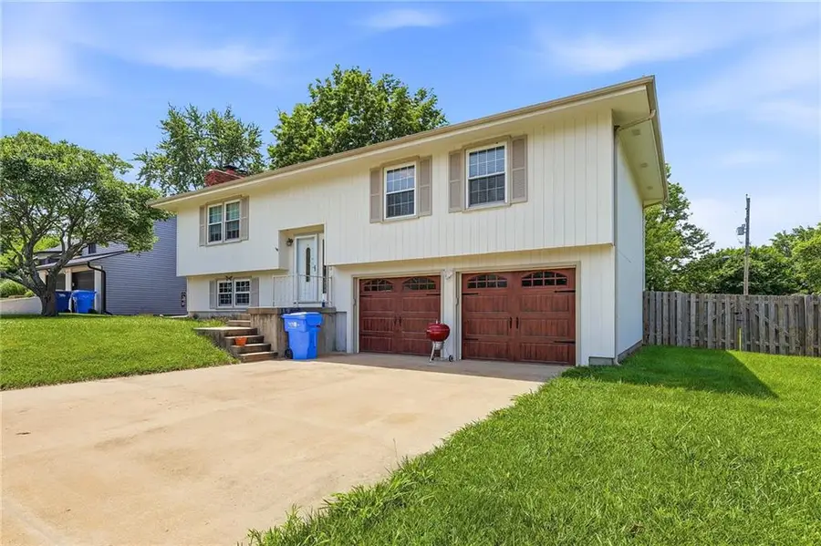 1178 Delaware Drive, Tonganoxie, KS 66086 - #3