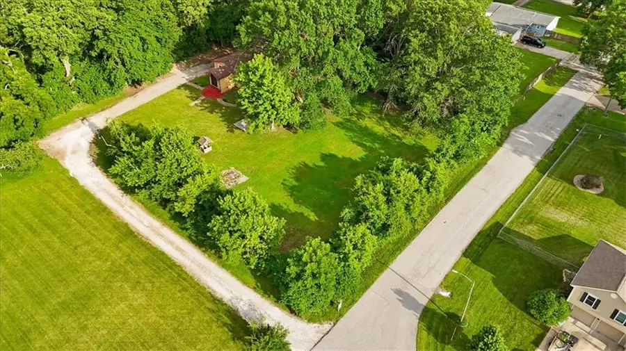 7103 E 159th Street, Belton, MO 64012 - #2