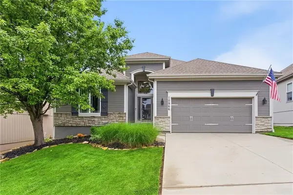 10966 S Cornice Street, Olathe, KS 66061