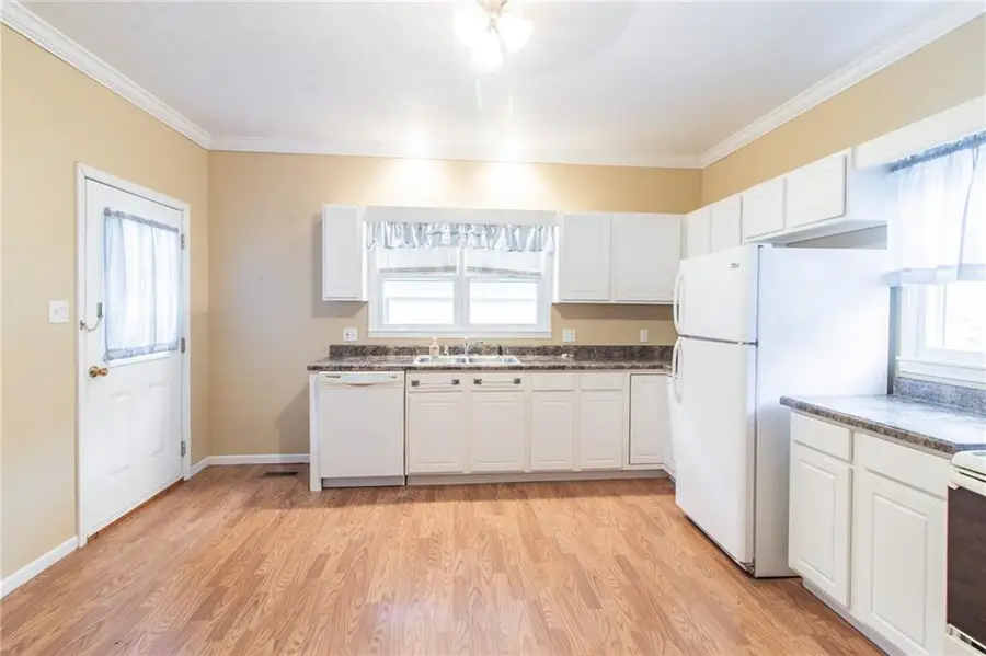 617 E Franklin Street, Clinton, MO 64735 - #2