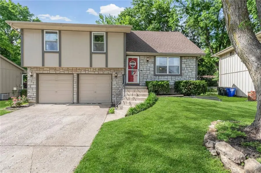 2006 E Mohawk Court, Olathe, KS 66062 - #2
