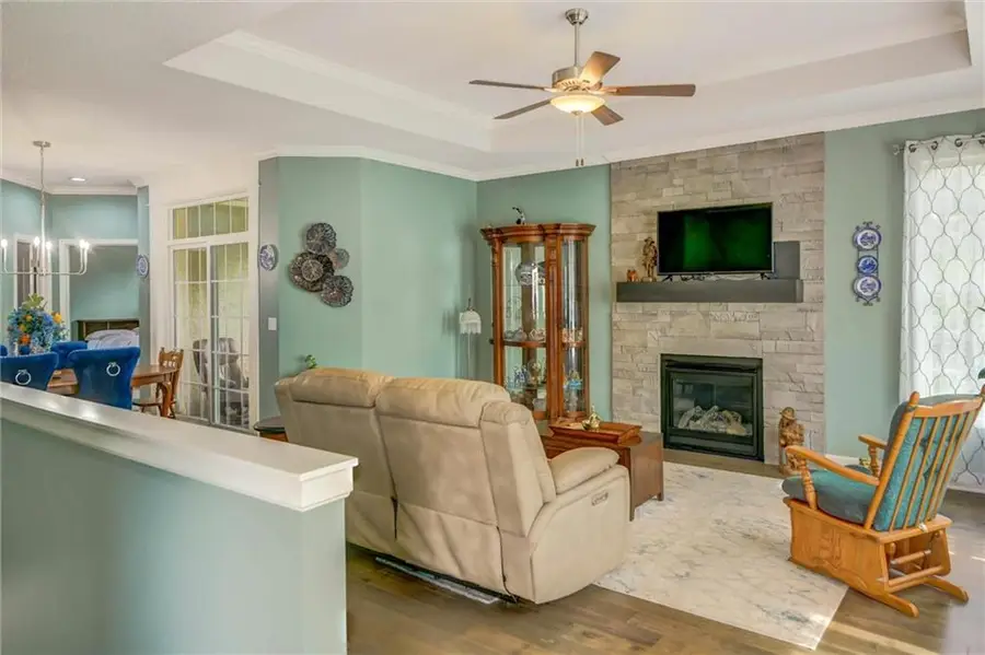 722 E 110th Terrace, Kansas City, MO 64131 - #2