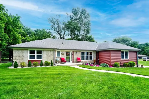 12108 Oak Ridge Road, Independence, MO 64052