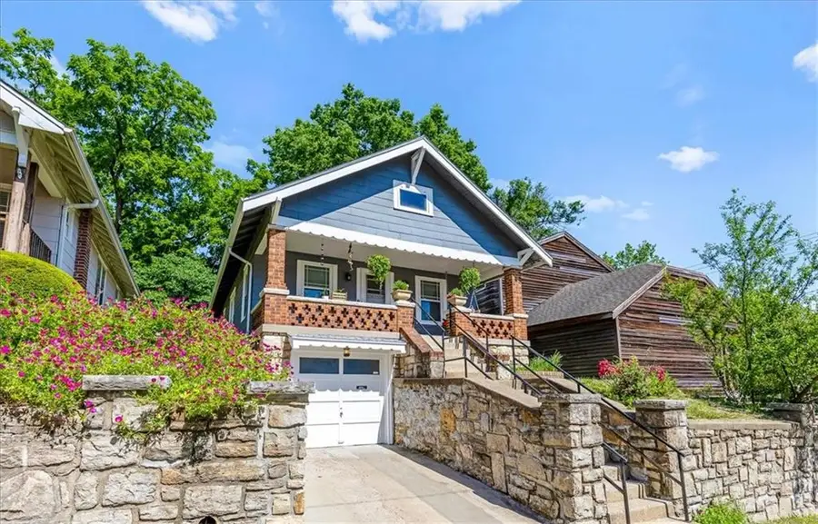 4745 Terrace Street, Kansas City, MO 64112 - #3