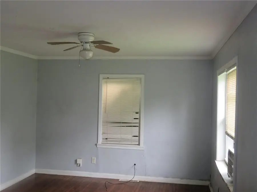 8321 Olive Street, Kansas City, MO 64132 - #2