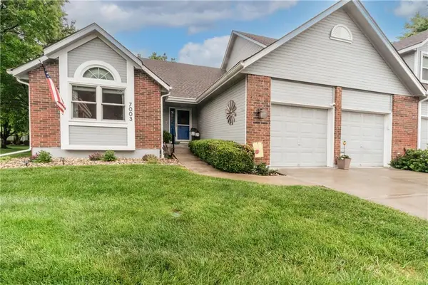 7003 W 156th Terrace, Overland Park, KS 66223