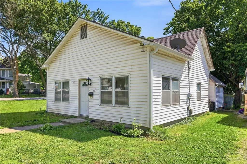 622 C Street, Belton, MO 64012 - #1
