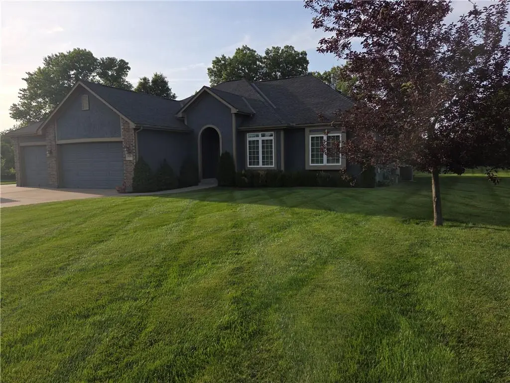 7400 E 157th Street, Belton, MO 64102 - #1